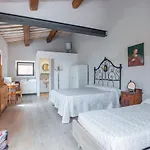 Guesthost - Porta Romana & With Parking * Siena
