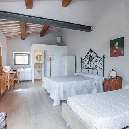 Guesthost - Porta Romana & With Parking * Siena