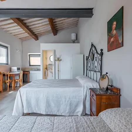 Guesthost - Porta Romana & With Parking *